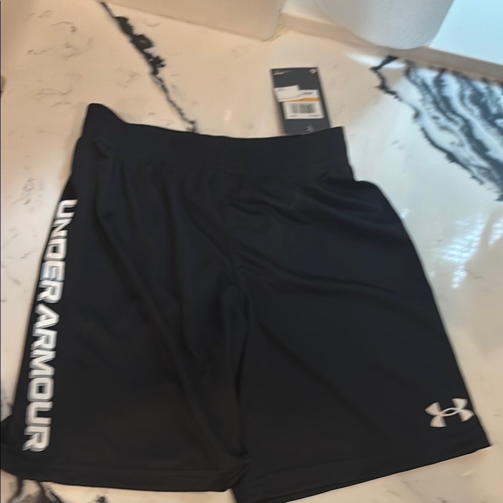 Under Armour Black Athletic Shorts Lightweight Breathable Design